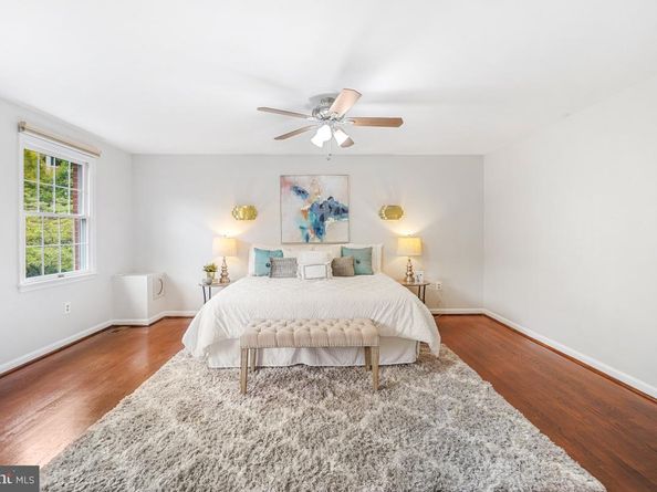 2757 Unicorn Lane NW, Washington DC 20015
