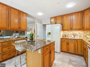 2757 Unicorn Lane NW, Washington DC 20015