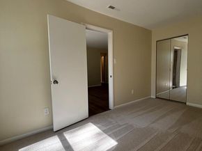 3314 Woodburn Village Drive 13, Annandale VA 22003