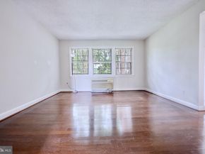1814 W Abingdon Drive 201, Alexandria VA 22314