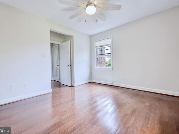 1814 W Abingdon Drive 201, Alexandria VA 22314