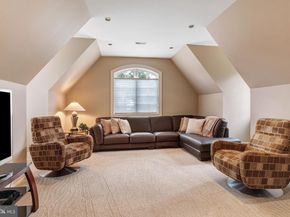1121 Jefferson Lane, Huntingdon Valley PA 19006