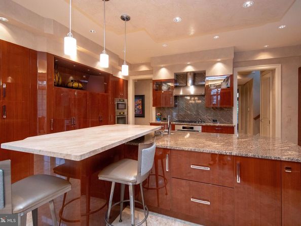 1121 Jefferson Lane, Huntingdon Valley PA 19006