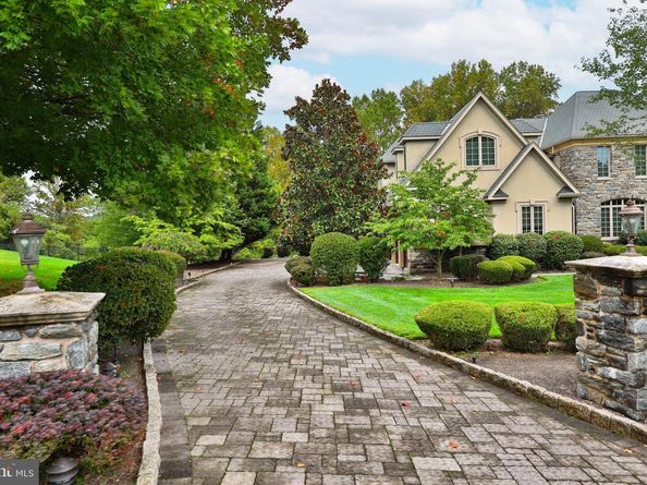 1121 Jefferson Lane, Huntingdon Valley PA 19006