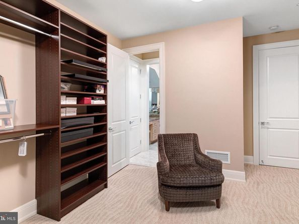 1121 Jefferson Lane, Huntingdon Valley PA 19006