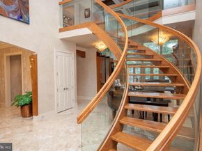 1121 Jefferson Lane, Huntingdon Valley PA 19006