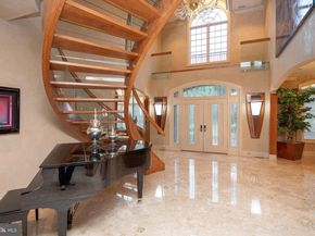 1121 Jefferson Lane, Huntingdon Valley PA 19006