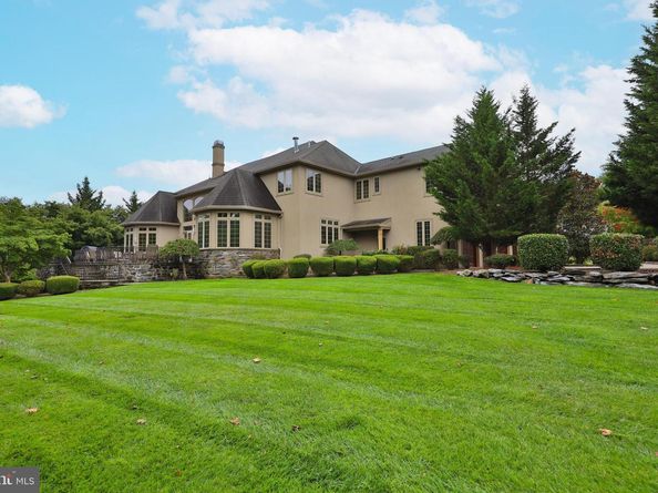 1121 Jefferson Lane, Huntingdon Valley PA 19006