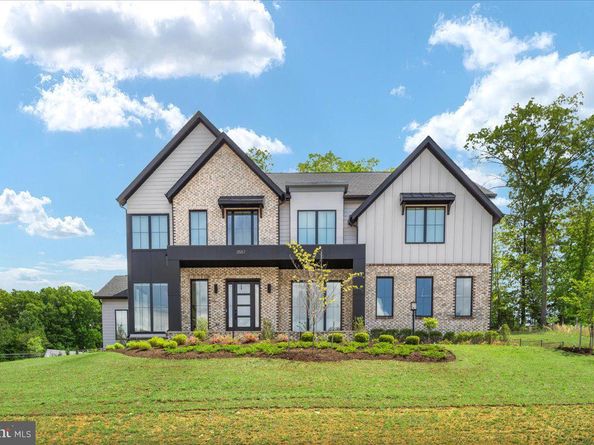 3557 Orchid Pond Way, Oakton VA 22124