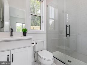 3557 Orchid Pond Way, Oakton VA 22124