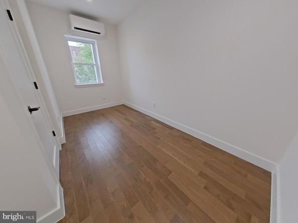2165 E Firth Street, Philadelphia PA 19125