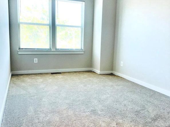 1165 Herndon Parkway Parkway, Herndon VA 20170