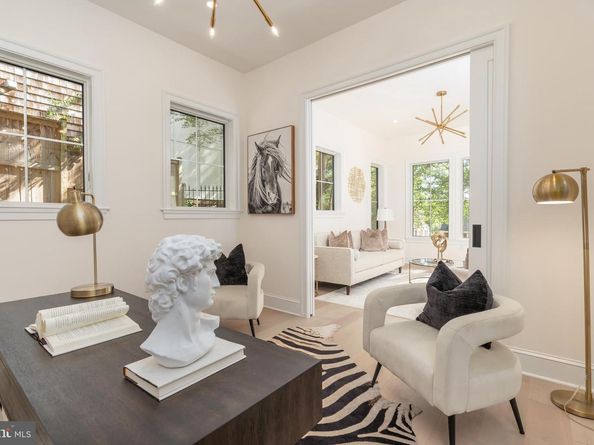 5631 Macarthur Boulevard NW, Washington DC 20016