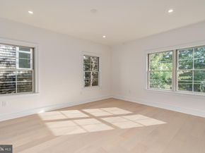 5631 Macarthur Boulevard NW, Washington DC 20016