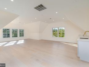 5631 Macarthur Boulevard NW, Washington DC 20016