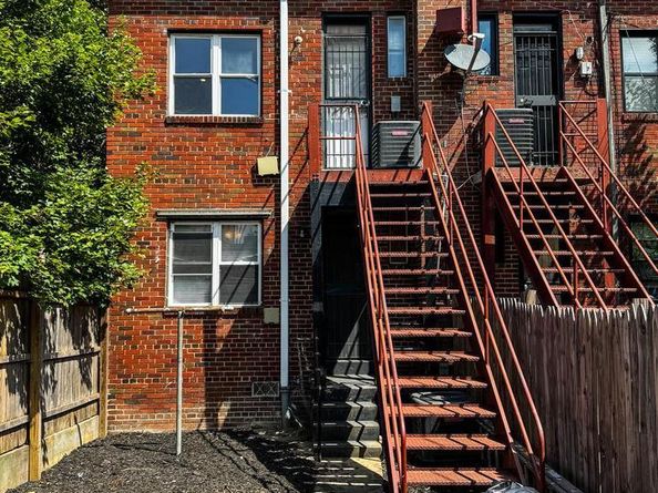 118 P Street SW, Washington DC 20024