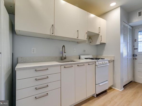 118 P Street SW, Washington DC 20024