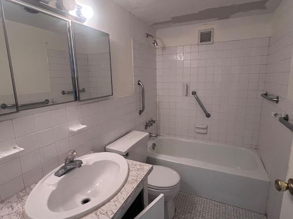 3600 Conshohocken Avenue 1010, Philadelphia PA 19131