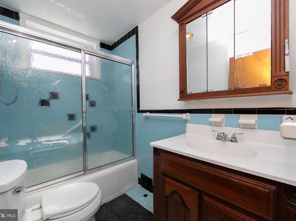 7701 Fairfield Street, Philadelphia PA 19152