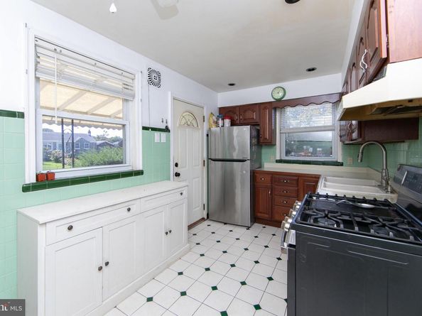 7701 Fairfield Street, Philadelphia PA 19152