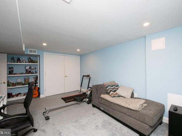 7701 Fairfield Street, Philadelphia PA 19152