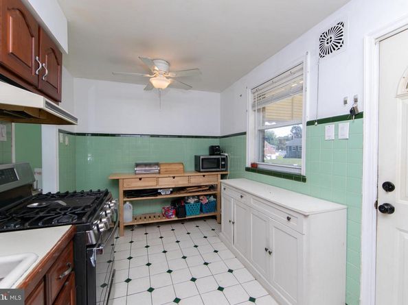 7701 Fairfield Street, Philadelphia PA 19152