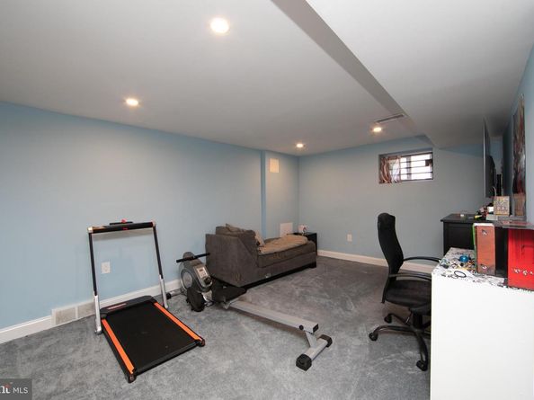 7701 Fairfield Street, Philadelphia PA 19152