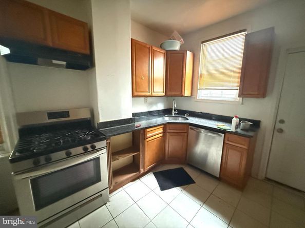 2932 N 27TH Street, Philadelphia PA 19132