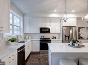 312 Rock Run Circle, Broomall PA 19008