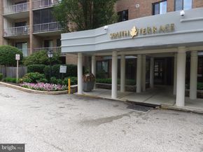 1637 Oakwood Drive S115, Narberth PA 19072