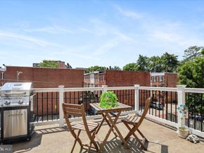 1832 Calvert Street NW 3, Washington DC 20009
