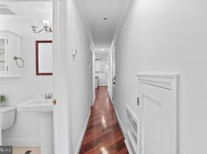 1832 Calvert Street NW 3, Washington DC 20009