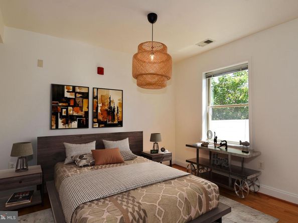 617 Jefferson Street NW 301, Washington DC 20011