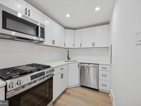 423 Seven Oaks Drive, Clifton Heights PA 19018