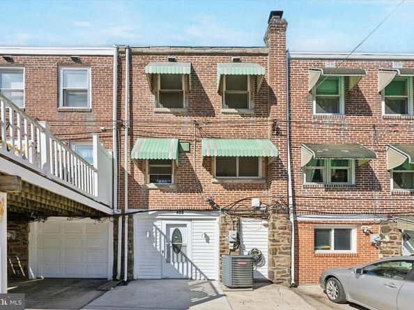 423 Seven Oaks Drive, Clifton Heights PA 19018