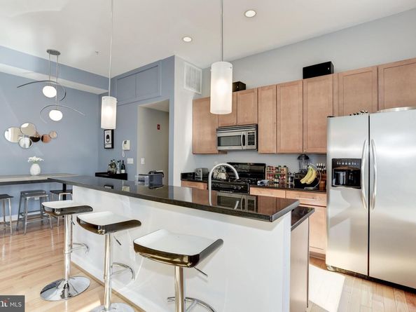 1240 4TH Street NW 200, Washington DC 20001