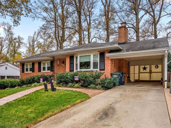 7515 Fairwood Lane, Falls Church VA 22046