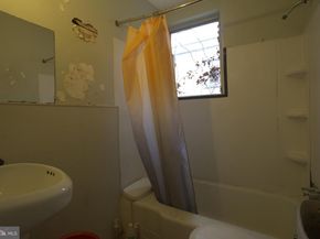 2140 S Simpson Street, Philadelphia PA 19142