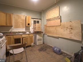 2140 S Simpson Street, Philadelphia PA 19142