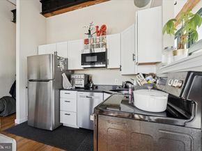 1010 Arch Street 807, Philadelphia PA 19107