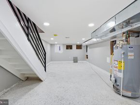 619 Durfor Street, Philadelphia PA 19148