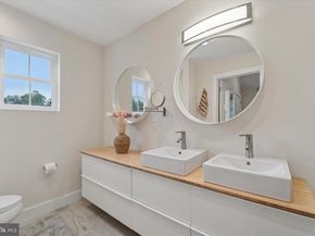 488 Evergreen Avenue, Philadelphia PA 19128