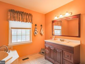 4505 Aubrey Avenue, Philadelphia PA 19114