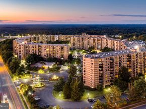 1650 Silver Hill Drive 1907, Mclean VA 22102