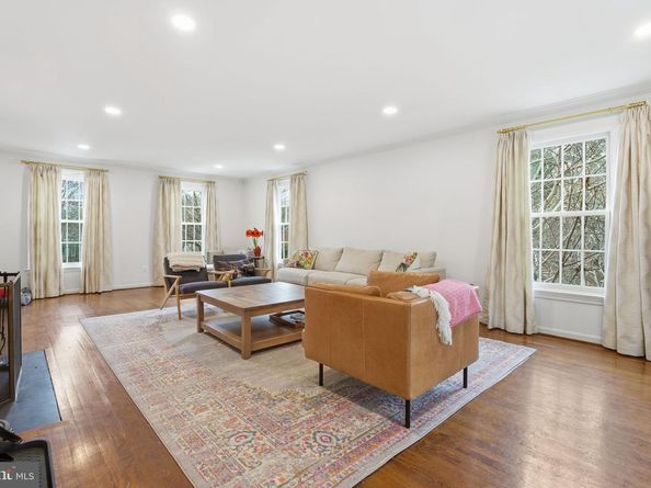 4800 Scarsdale Road, Bethesda MD 20816