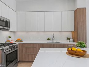 701 Swann Avenue 507, Alexandria VA 22301