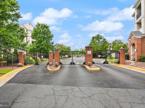 12905 Centre Park Circle 212, Herndon VA 20171