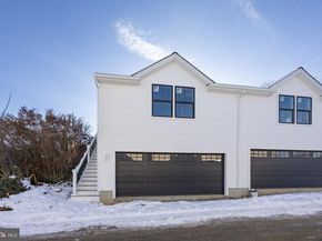 453 E Franklin Street TWIN B, Media PA 19063