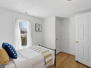 2231 N Culpeper Street N, Arlington VA 22207