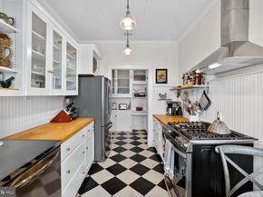 1661 Crescent Place NW 604, Washington DC 20009